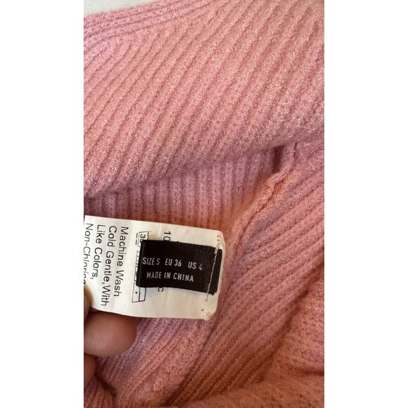 SheIn Embroidered Strawberry Knit sleeveless tank Top cropped pink shirt S 4 - Picture 3 of 6